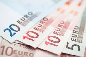 Tỷ giá Euro hôm nay 24/4: Tiếp tục giảm sâu trên cả hai thị trường
