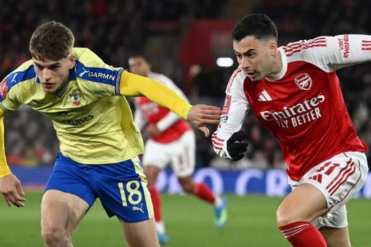 Southampton và chuỗi 20 trận bất bại: Kỳ tích của "kiến trúc sư" Tonda Eckert
