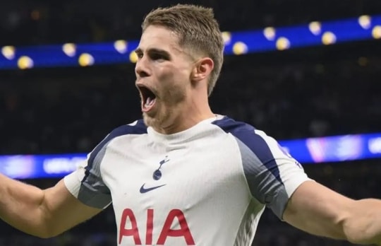 Van de Ven quyết rời Tottenham, Man City sẵn sàng phá két 100 triệu bảng