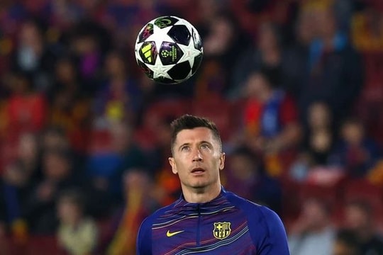 MU nhắm Robert Lewandowski, Arsenal dồn sức chiêu mộ Bruno Guimaraes