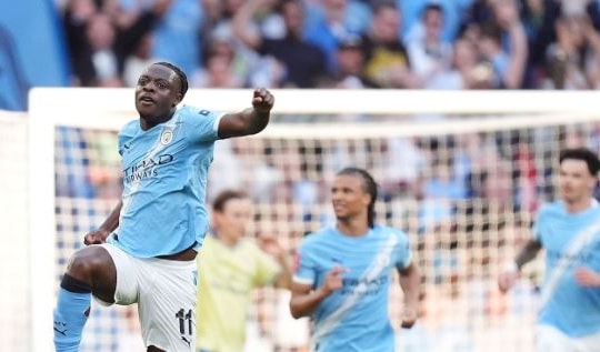 Nico Gonzalez lập siêu phẩm phút 87, Man City ngược dòng vào chung kết FA Cup