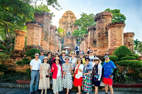 China remains Vietnam’s largest source of international visitors