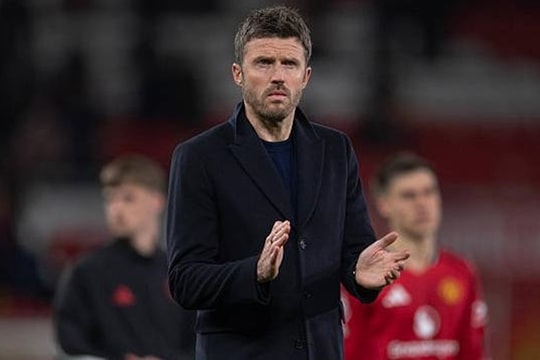 Michael Carrick đưa Manchester United trở lại Champions League: Tấm vé trị giá 100 triệu bảng