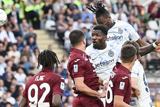 Inter Milan chia điểm đầy nuối tiếc trước Torino sau màn rượt đuổi tỷ số 2-2