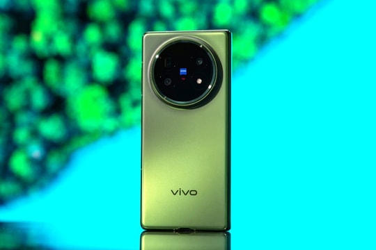 Thông số vivo X Fold 6 và Xiaomi Mix Fold 5: Pin 7.000 mAh cùng chip tự phát triển