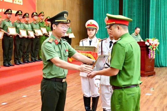 Ra mắt phần mềm “Ngân hàng máu sống Công an thành phố Đà Nẵng”