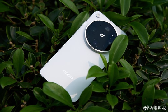 OPPO Find X9 Ultra ra mắt tại Việt Nam ngày 5/5 với cấu hình Snapdragon 8 Elite Gen 5
