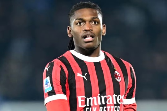 Manchester United đàm phán chiêu mộ Rafael Leao: Lời giải cho bài toán tấn công của Michael Carrick