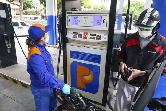 Giá xăng dầu hôm nay 2/5/2026: Bảng giá xăng dầu tại Petrolimex, PVOIL Mipec, GIANGNAMPETROL tại Đà Nẵng