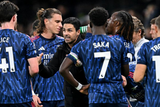 Arsenal đứng trước cơ hội bứt phá và tâm điểm đại chiến Man Utd - Liverpool tại vòng 35 Ngoại hạng Anh