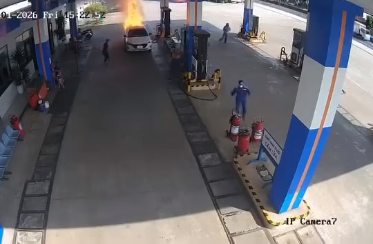 Xác định nguyên nhân ban đầu vụ cháy ô tô tại cây xăng khiến 2 người tử vong