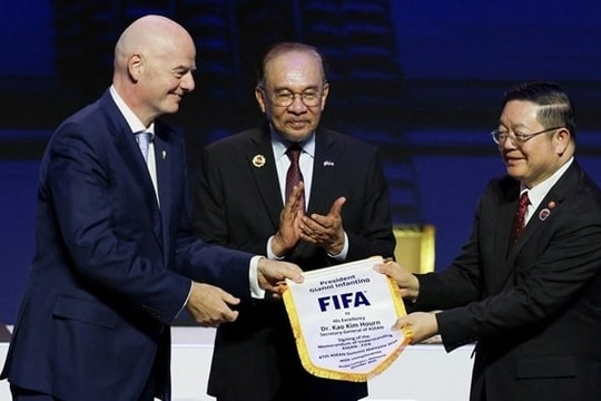 FIFA ASEAN Cup 2026: Tuyển Việt Nam rơi vào bảng tử thần trong thể thức lên xuống hạng mới