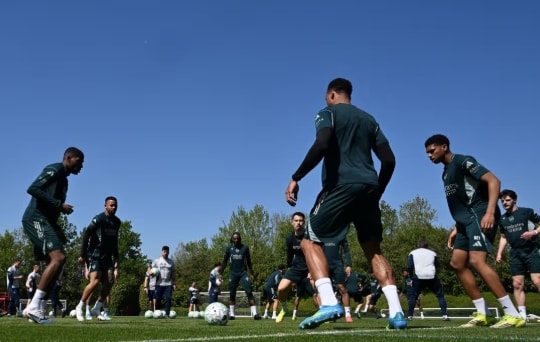Arsenal đấu Fulham: Khoảng trống từ Martin Odegaard và tín hiệu vui mang tên Riccardo Calafiori