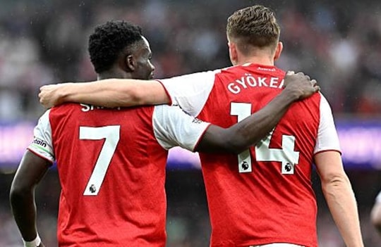 Arsenal hủy diệt Fulham 3-0: Sự bùng nổ của Gyokeres và thông điệp đanh thép gửi Man City