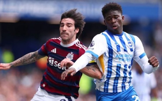 Tonali hay Baleba: Ai là mảnh ghép hoàn hảo nhất cho tuyến giữa Man Utd?