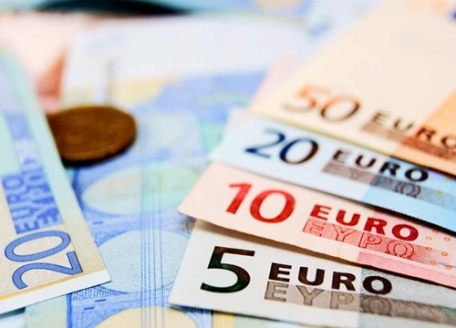 Tỷ giá Euro ngày 5/5: Giá bán giảm mạnh tại ngân hàng và thị trường tự do