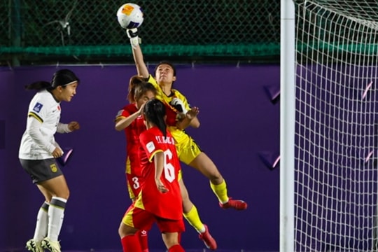 Bóng đá Việt Nam 5/5: U17 nữ Việt Nam sáng cửa đi tiếp, HLV Chu Đình Nghiêm rời Hải Phòng
