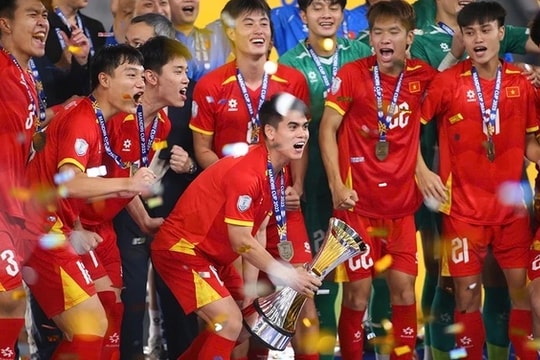 Thống trị Đông Nam Á: Hành trình 20 năm đưa bóng đá trẻ Việt Nam vươn tầm châu lục