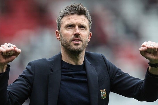 Michael Carrick và màn hồi sinh ngoạn mục tại Man Utd: Khi đắc nhân tâm thắng thế chiến thuật