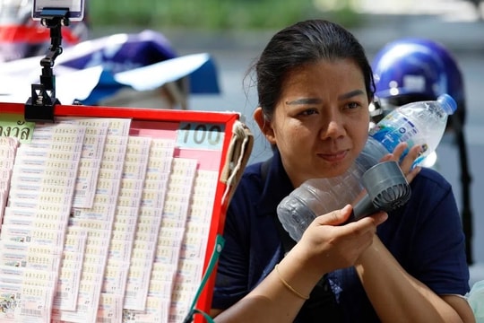 Bangkok đối mặt nắng nóng cực độ, chỉ số nhiệt vượt ngưỡng 52°C