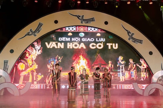 Ngôn ngữ kể chuyện vùng đất