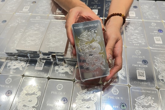 Giá bạc hôm nay 7/5/2026: Bạc thế giới vượt 78 USD/ounce