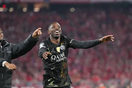 PSG vào chung kết Champions League: Dembele rực sáng, Safonov hóa người nhện