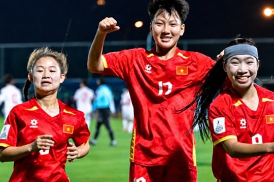 U17 nữ Việt Nam hạ Myanmar bằng hai siêu phẩm để tiến vào tứ kết châu Á