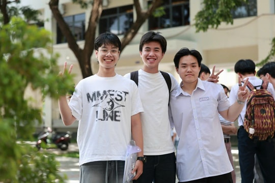 Thoát áp lực bằng cấp
