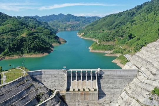 Thủy điện Sông Bung chủ động vận hành an toàn, sẵn sàng cấp nước hạ du và cung ứng điện trong cao điểm mùa khô năm 2026