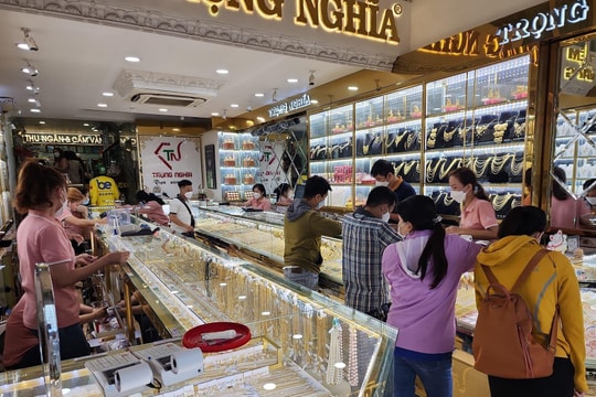Giá vàng hôm nay 9/5/2026: Giá vàng SJC, nhẫn 9999 và vàng thế giới thứ 7 ngày mới