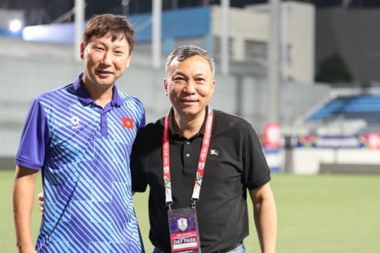 VFF và HLV Kim Sang-sik dự lễ bốc thăm Asian Cup 2027 tại Saudi Arabia