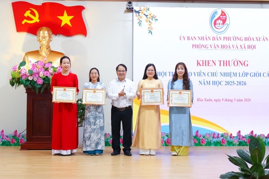 Phường Hòa Xuân khen thưởng nhiều tập thể, giáo viên tiêu biểu