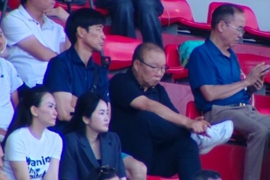 CLB Bắc Ninh thắng kịch tính 2-1 trước đội đầu bảng: Ông Park Hang-seo vỡ òa