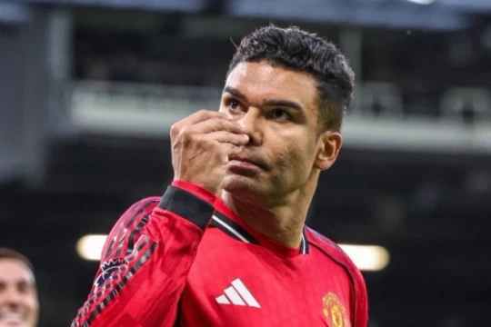 Man Utd hòa bạc nhược Sunderland: Lỗ hổng Casemiro và bài toán nan giải của Michael Carrick