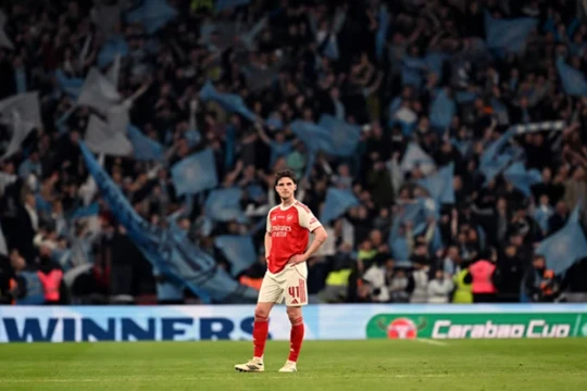 Declan Rice trước ngày về London Stadium: Khi sự chuyên nghiệp đối đầu với tình cảm