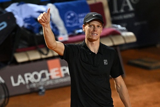 Jannik Sinner thắng áp đảo tại Rome Open, san bằng kỷ lục lịch sử của Roger Federer