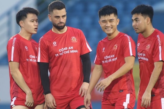 CA TPHCM tiếp đón SLNA tại vòng 22 V-League: Khai thác tử huyệt trong khung gỗ