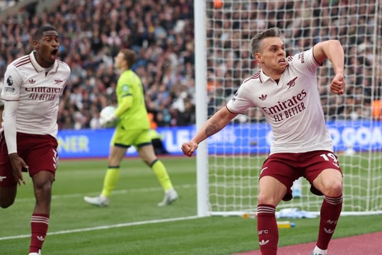 Arsenal hạ West Ham 1-0: Khúc cua VAR và bước tiến tới ngôi vương Ngoại hạng Anh