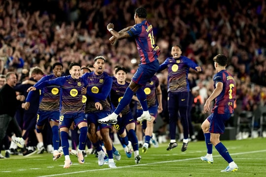 Barcelona đánh bại Real Madrid 2-0, chính thức vô địch La Liga lần thứ 29