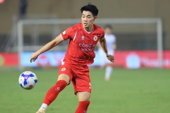 Đình Bắc rực sáng ngày CAHN hạ Nam Định, U17 Việt Nam nhận gáo nước lạnh