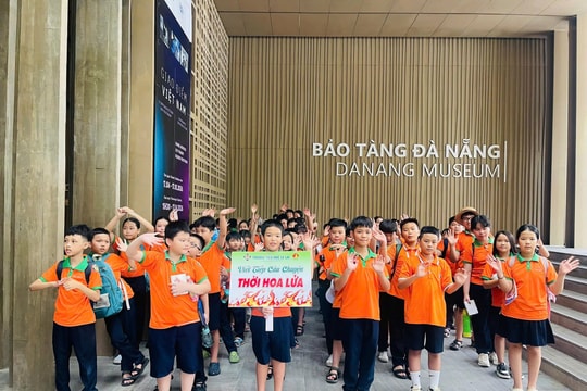 Giáo dục truyền thống gắn với trải nghiệm thực tế