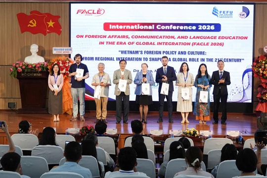 Thúc đẩy đối ngoại, truyền thông và giáo dục ngôn ngữ trong kỷ nguyên hội nhập