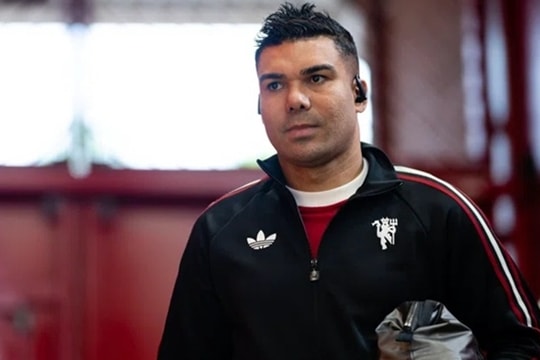 Manchester United cần thay đổi chiến lược chuyển nhượng để tìm người thay thế Casemiro