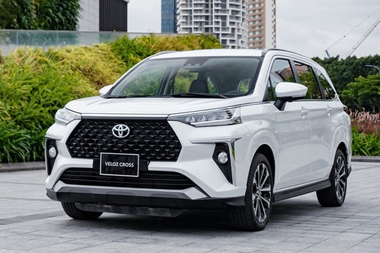 Toyota Veloz Cross 2026: Ưu đãi 100% phí trước bạ và giá lăn bánh mới nhất tháng 5/2026