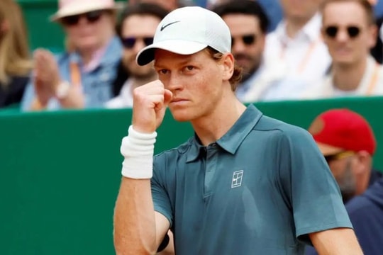 Jannik Sinner hủy diệt Popyrin tại Rome Open: Khi vẻ đẹp Federer hòa quyện bản lĩnh Djokovic