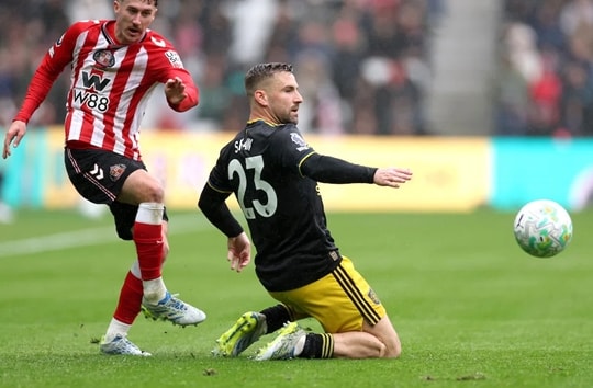 Luke Shaw lọt danh sách sơ bộ tuyển Anh dự World Cup: Phần thưởng cho sự bền bỉ