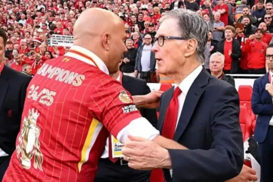 Liverpool và bài toán Arne Slot: FSG liệu có lặp lại sai lầm với Brendan Rodgers?
