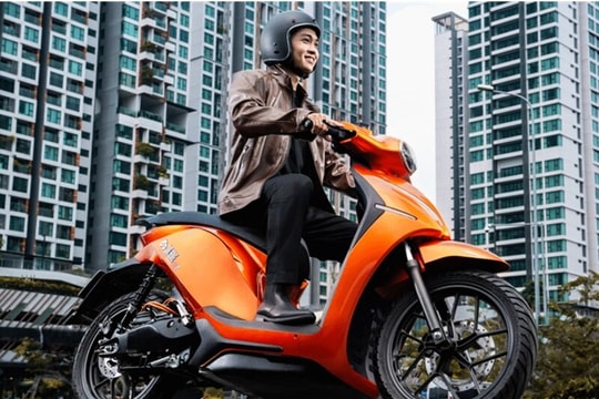 Dat Bike Quantum S1: Xe máy điện cốp 41 lít và phạm vi di chuyển 285 km