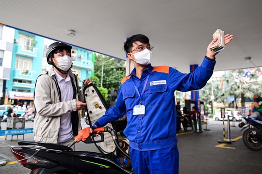 Giá xăng dầu hôm nay 16/5/2026 tại Petrolimex, PVOIL Mipec, GIANGNAMPETROL tại Đà Nẵng